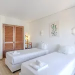 #015 Buganvilia By Holidays *
