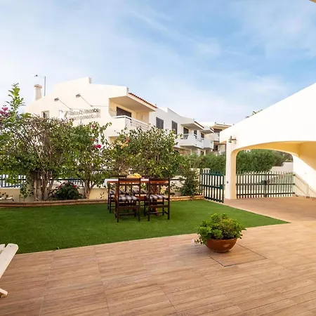 #015 Vila Buganvilia Center city Beach * Albufeira