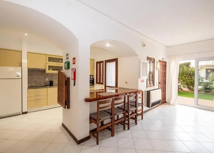 #015 Buganvilia By Holidays Ferienhaus